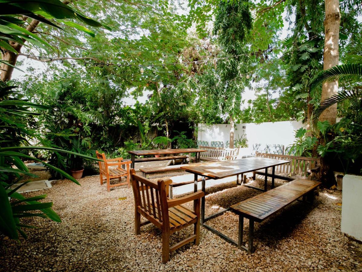 The Slow Leopard Dar es Salaam Exterior photo